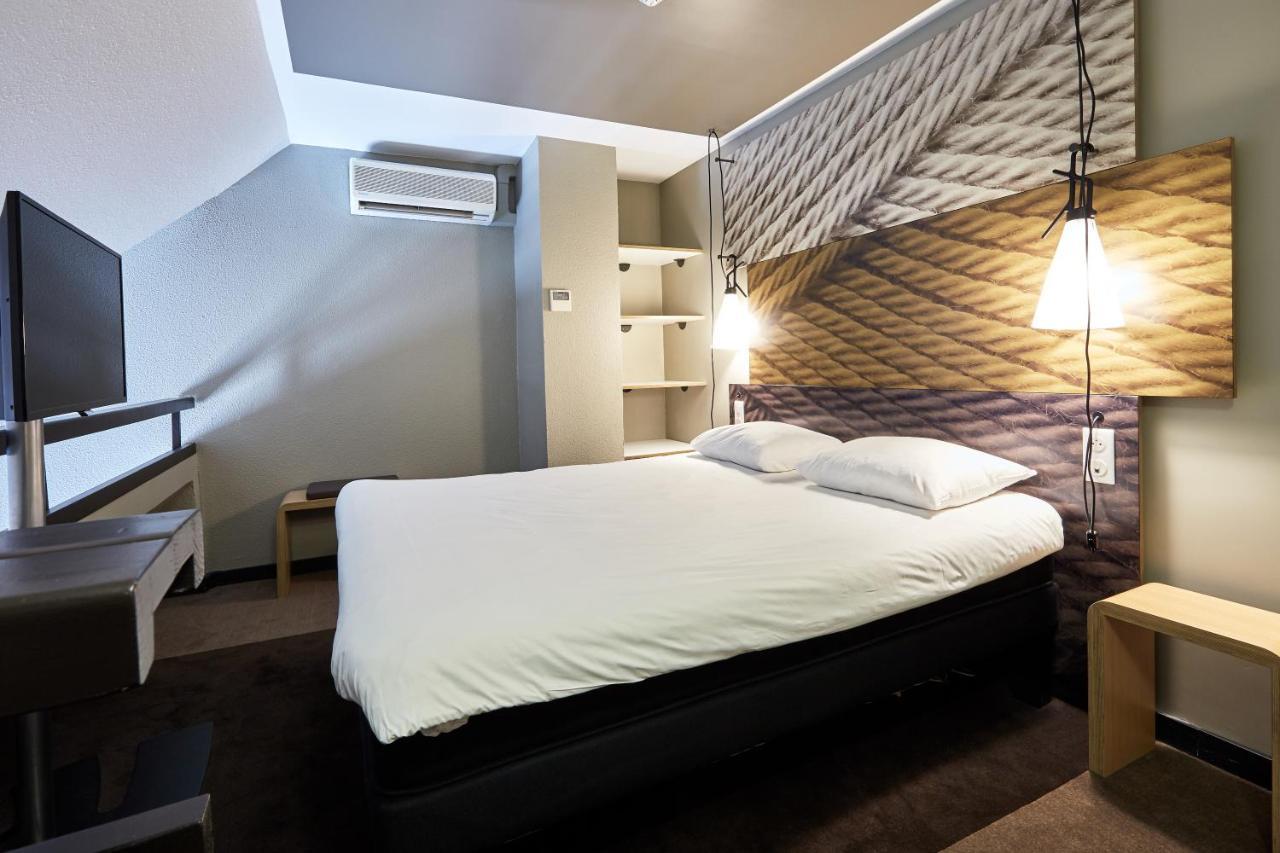 Chambre en Duplex avec 1 Lit Double et 2 Lits Simples et avec Balcon