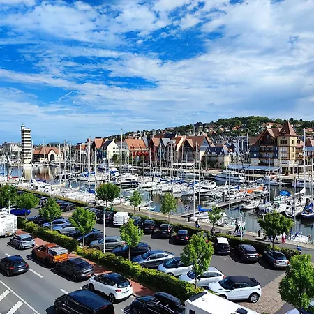 ibis Deauville Centre-3